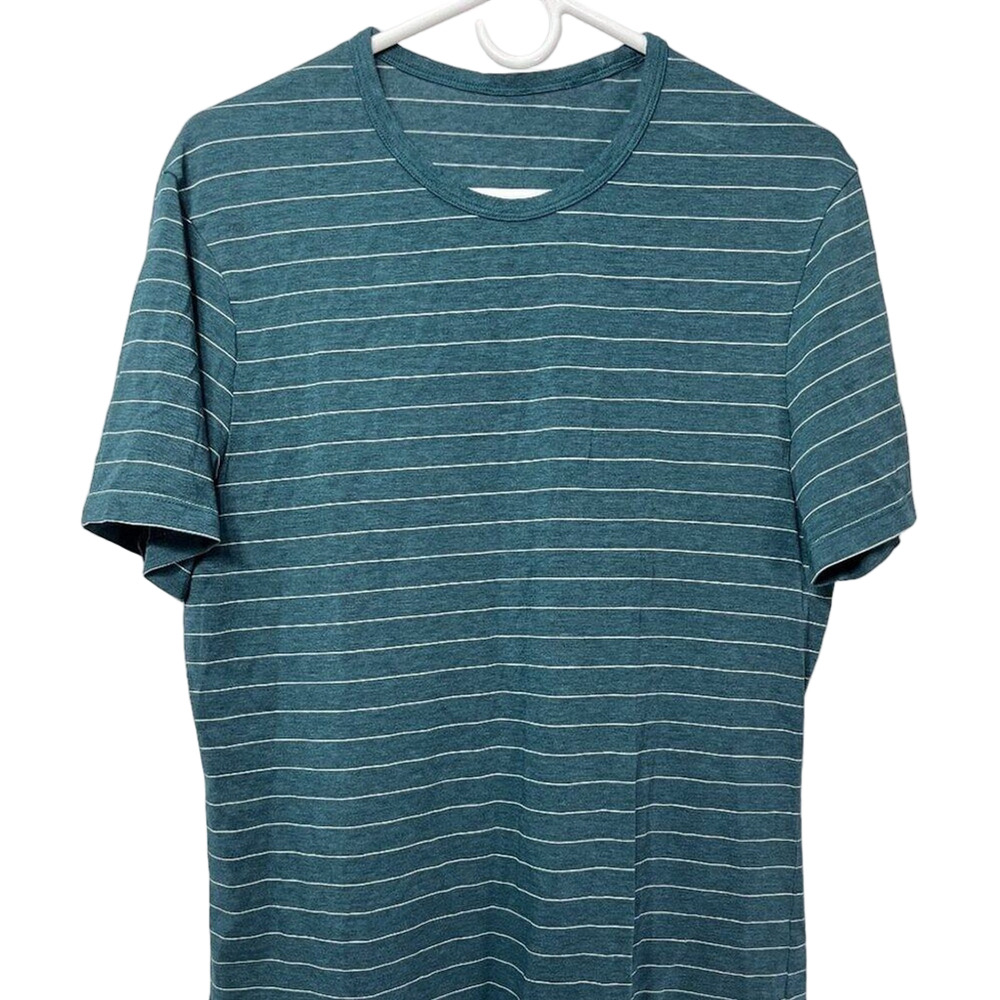Lululemon mens 5 year basic short sleeve T-shirt Size‎ Small